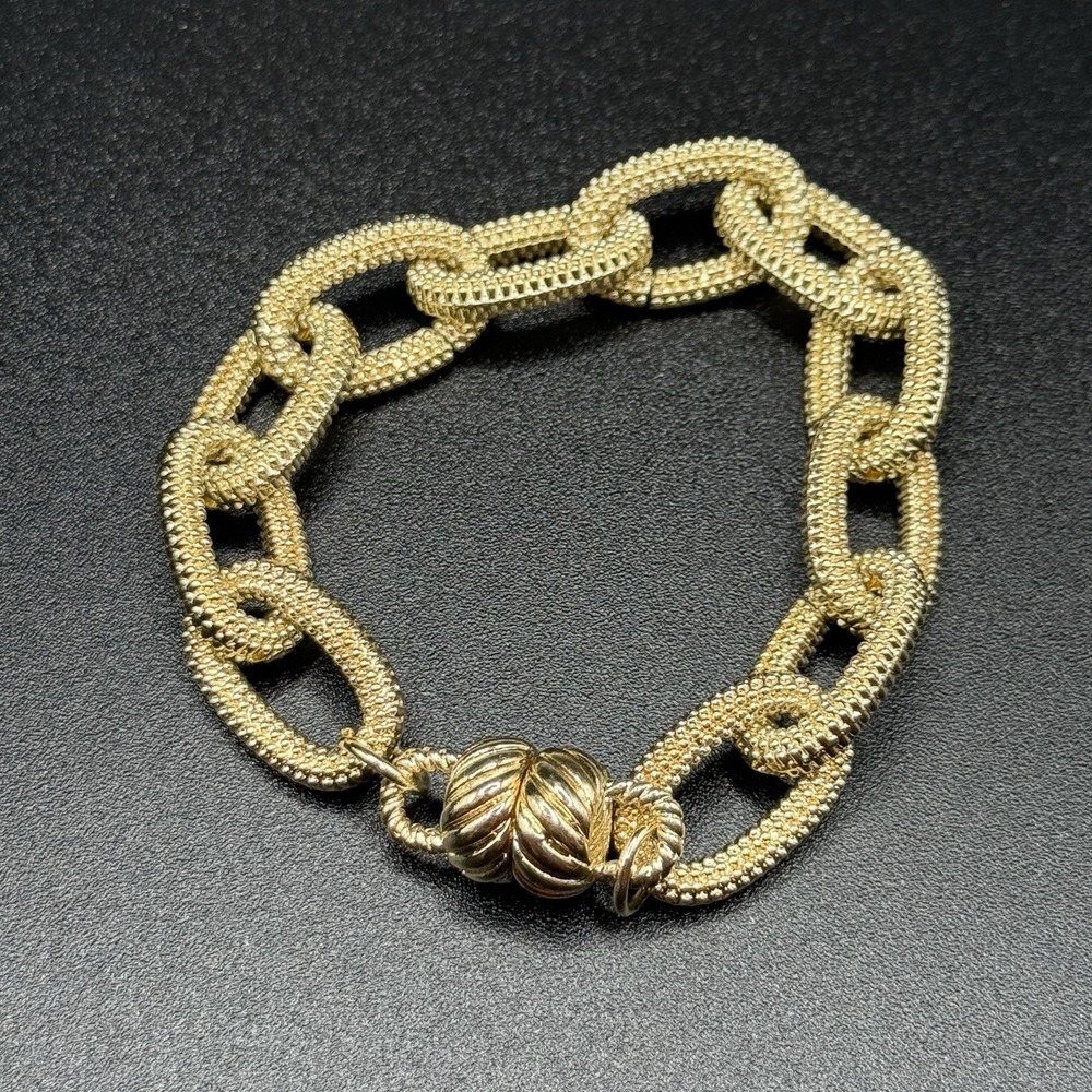 Vintage Gold Tone Textured Chunky Oval Chain Link Magnetic Clasp 6.5" Bracelet